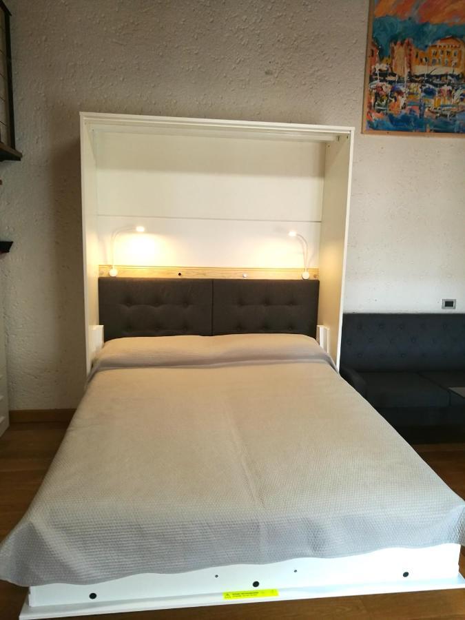 Aly D'Angelo Alla Torre - Immobiliare Azzurra 巴多利诺 外观 照片