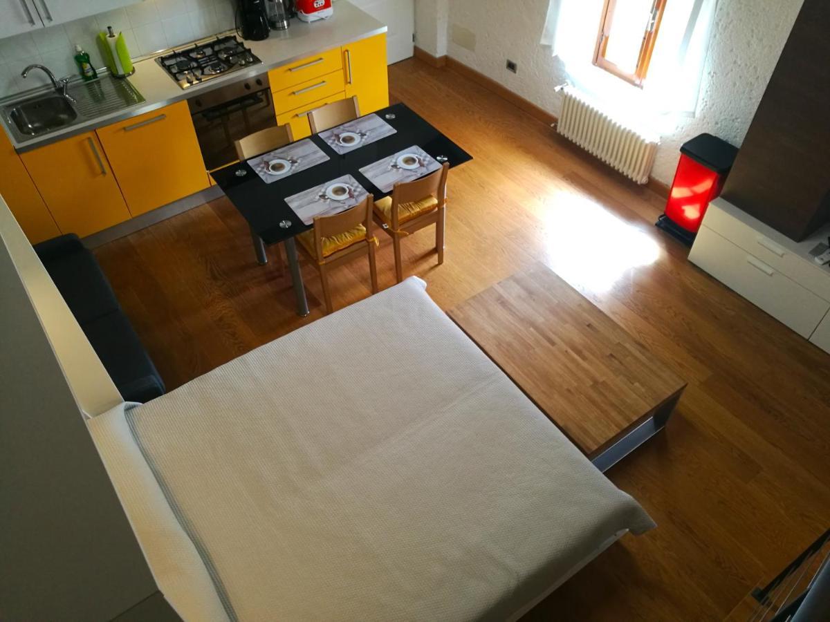 Aly D'Angelo Alla Torre - Immobiliare Azzurra 巴多利诺 外观 照片